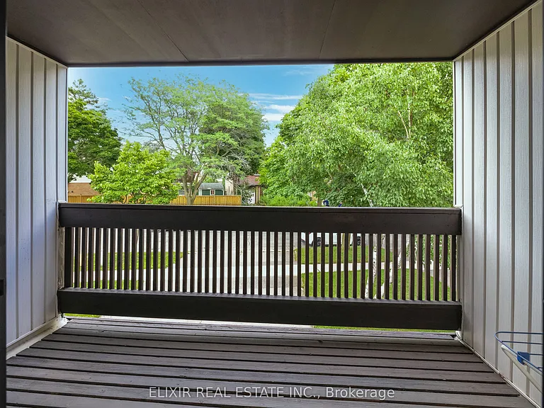 26 Roughfield Cres — Photo 9