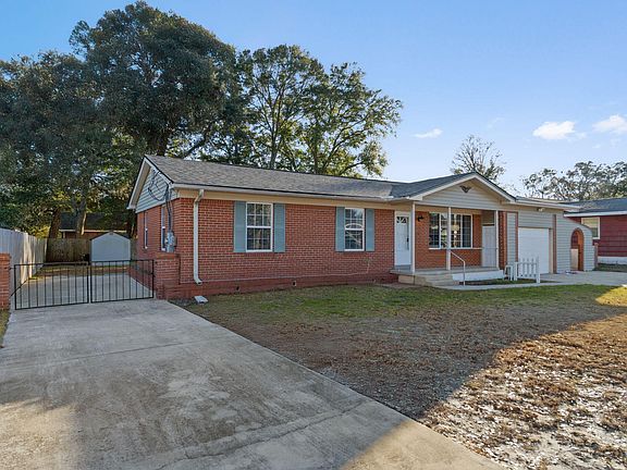 4th image of 218 Katherine Pl