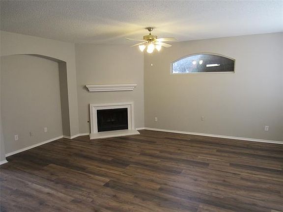 4th image of 1697 Sparrow Ct