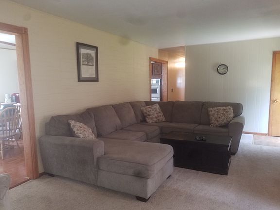5th image of 7802 Eastmont Ave
