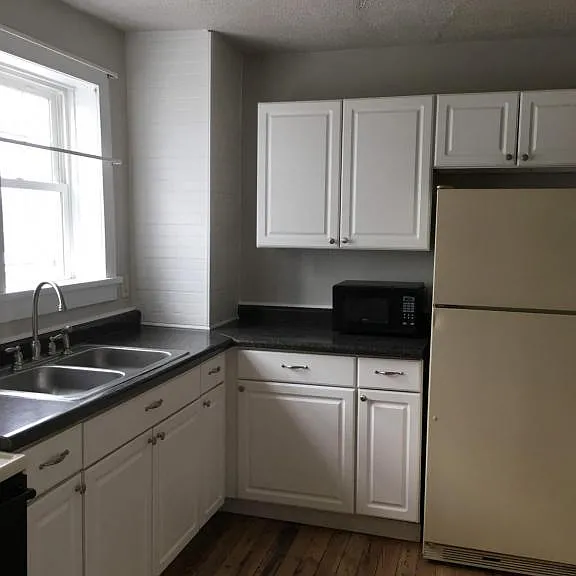 4138 Lake St #3 — Photo 1