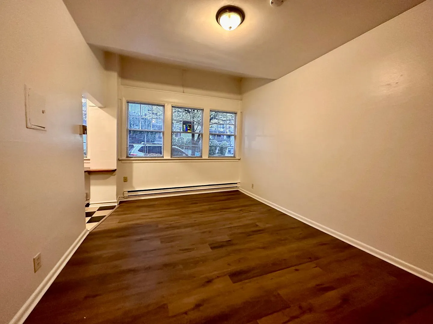 Aloha Apartments — Photo 3