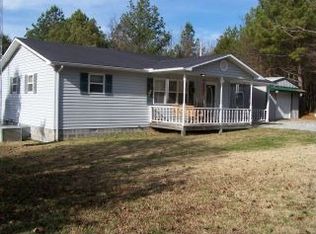 1915 New Hope Rd, Big Sandy, TN 38221