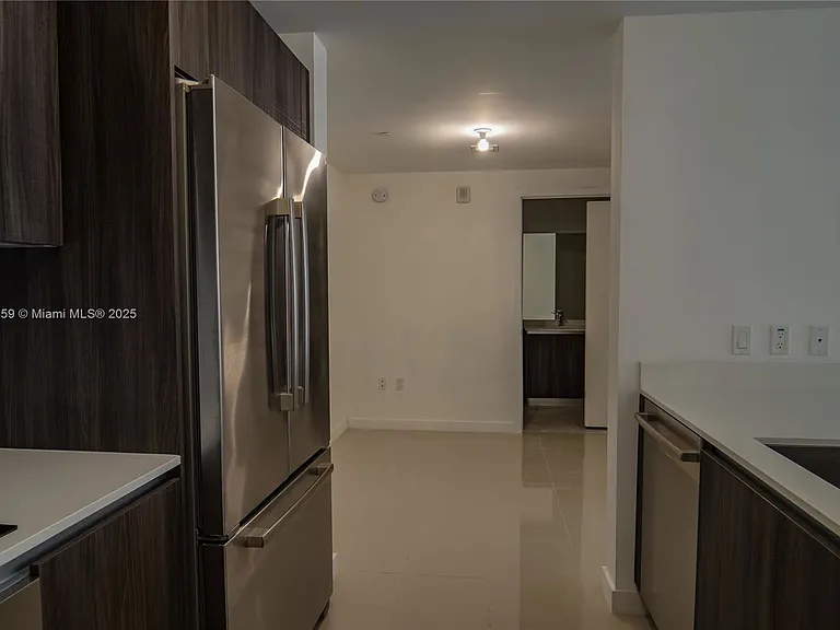 488 NE 18th St #1809 — Photo 10