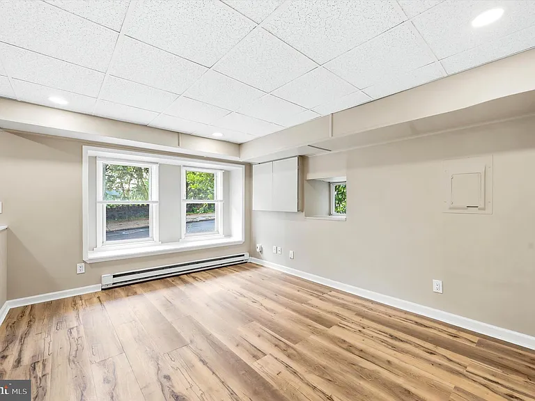 3889 Manayunk Ave #LOWER — Photo 10