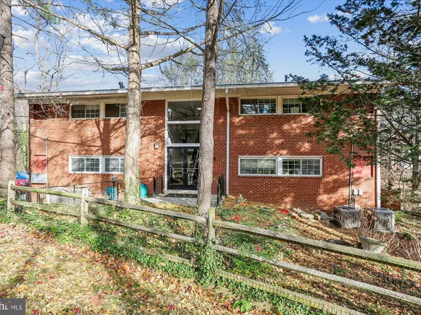 921 Prospect St APT 5, Takoma Park, MD 20912