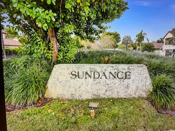 11727 SW 107th Ter, Miami, FL 33186