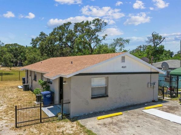 tampa-florida-82242378 picture