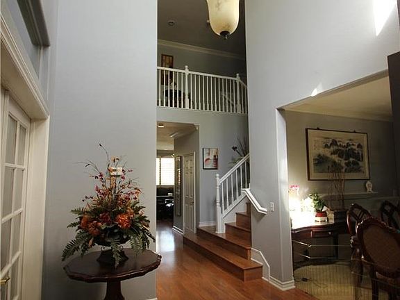 5th image of 29282 Oakmont Ct