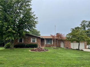 3025 Mark Trail Dr, Glen Carbon, IL