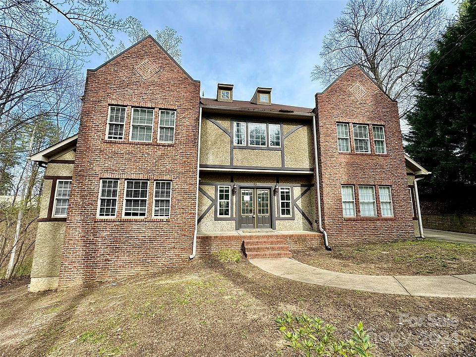 1st image of 141 Sapphire Dr