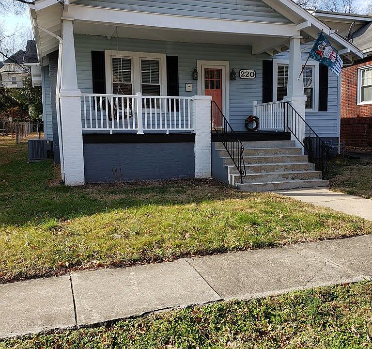 1st image of 220 Montague St