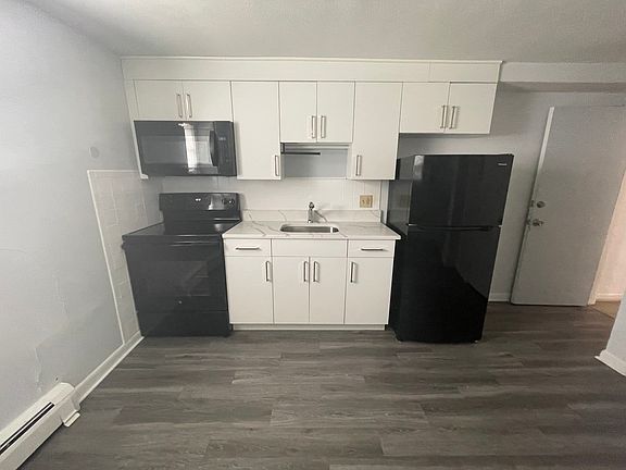 4th image of 153 W Boylston St #4