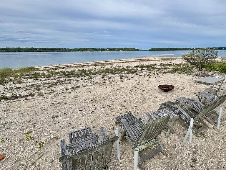 224 Centre Island Rd — Photo 17