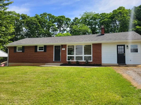 1111 Oakcrest St, Bedford, VA 24523