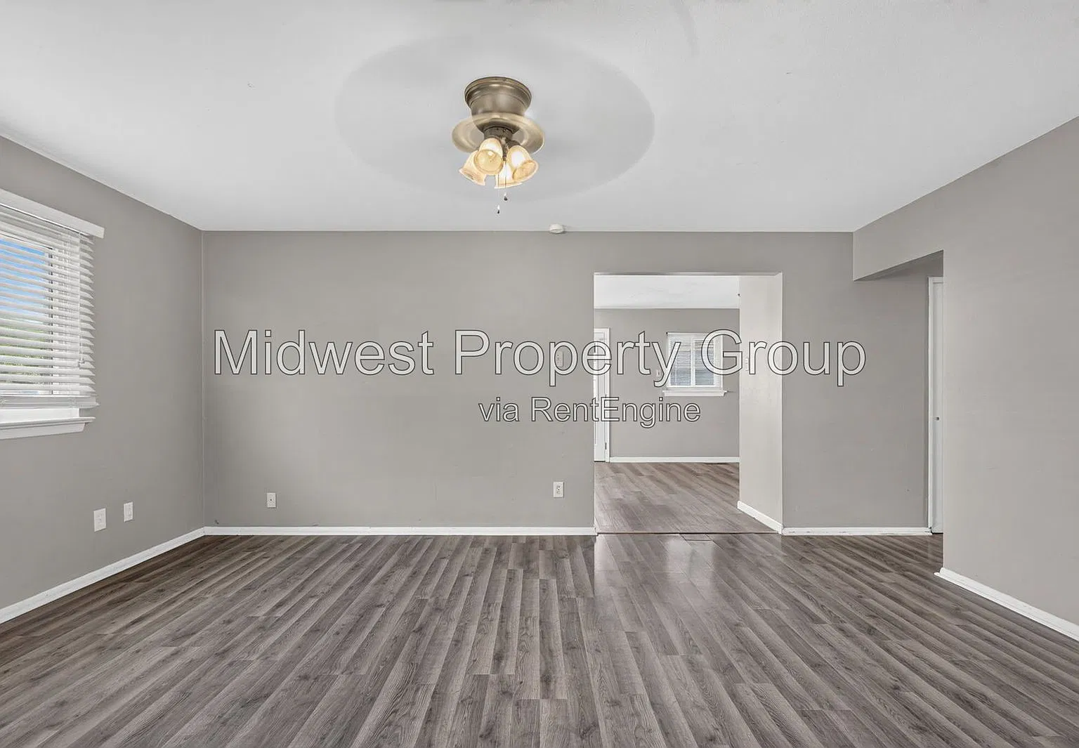 3 bed, 2.0 bath, 1407 sqft, $1,595 — Photo 4