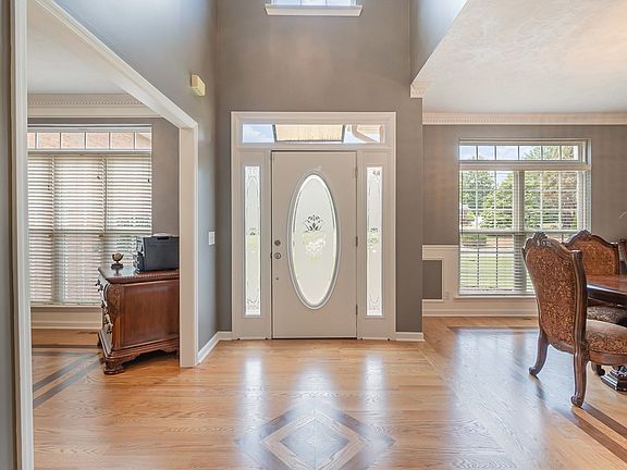 4th image of 312 Cherry Ln