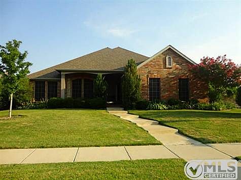 1st image of 2600 Whitehill Dr