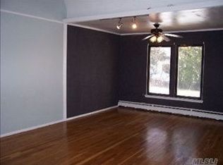 828 N Fletcher Ave, Valley Stream, NY 11580