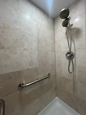 1813 W Touhy Ave #1 — Photo 10