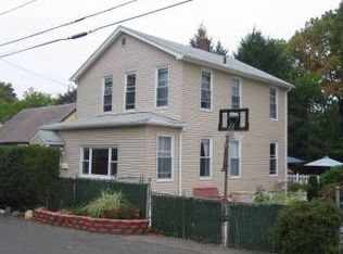 203 Highland Ave, Bergenfield, NJ 07621