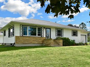 125 E Belvidere Ave, Kellogg, MN 55945