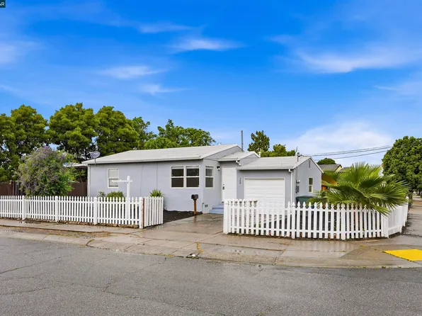 308 W 17th St, Pittsburg, CA 94565