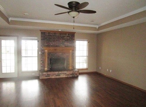 5th image of 2306 Woodway Dr