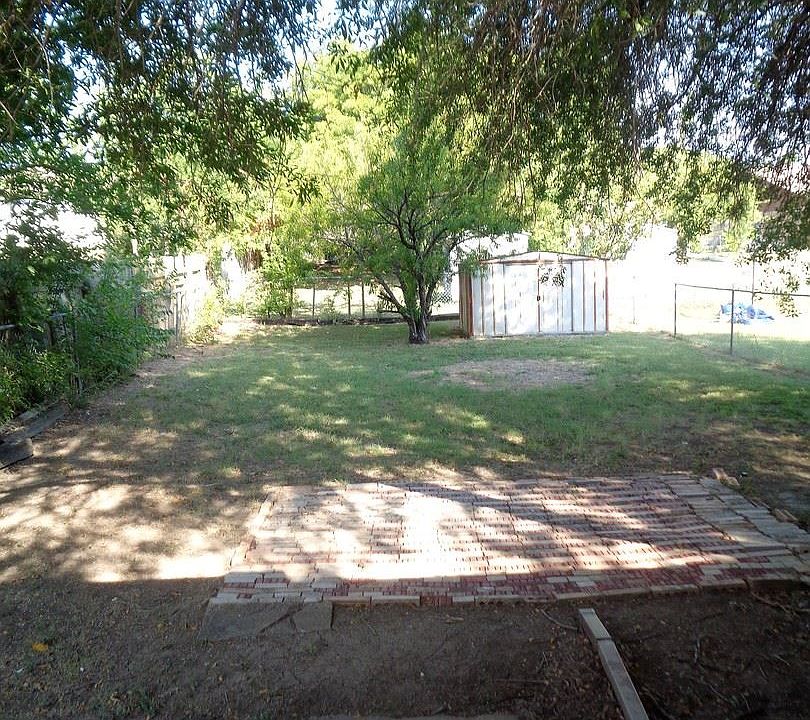 2nd image of 807 N 3rd St