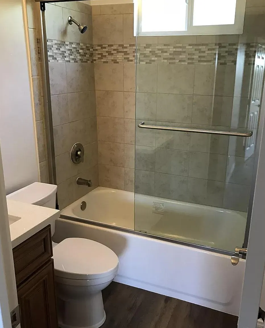 2 bed, 1.5 bath, 925 sqft, $2,850 — Photo 3
