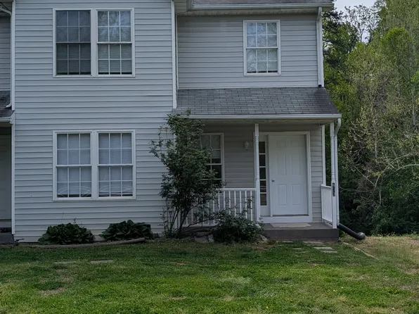 425 E Rio Rd, Charlottesvle, VA 22901