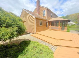7 Lamplight Cir, Natick, MA 01760