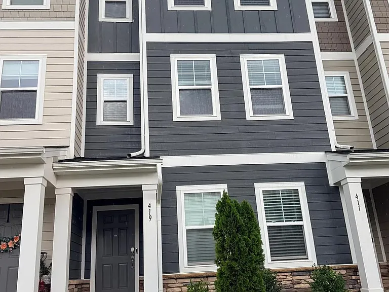 419 Carolina Springs Blvd — Photo 1