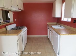 1935 E 52nd St, Long Beach, CA 90805