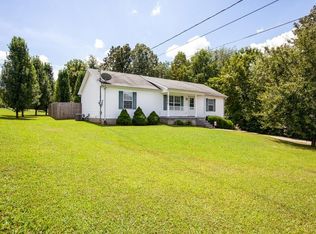 7907 Crossroads Dr, Lyles, TN 37098