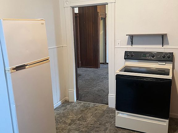 5th image of 301 E Tiffin St #301