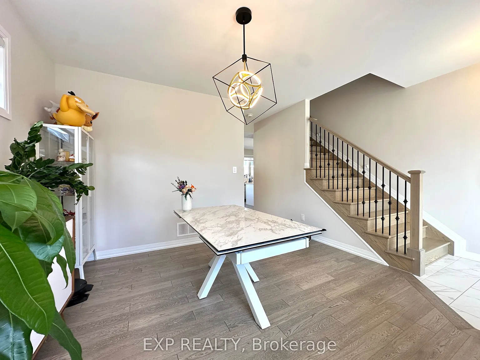 3 bed, $3,000 — Photo 4