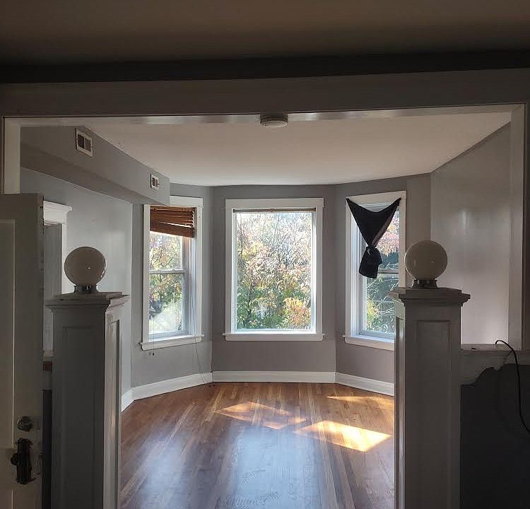 1st image of 1807 N Karlov Ave #2