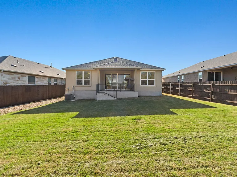 1640 Flying Horseshoe Bnd — Photo 26