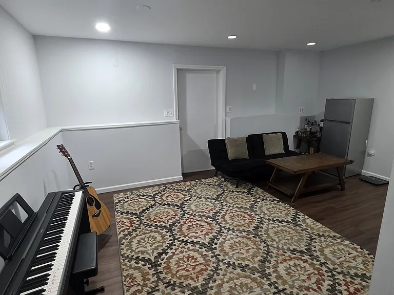 1 E Dexter Ave — Photo 18