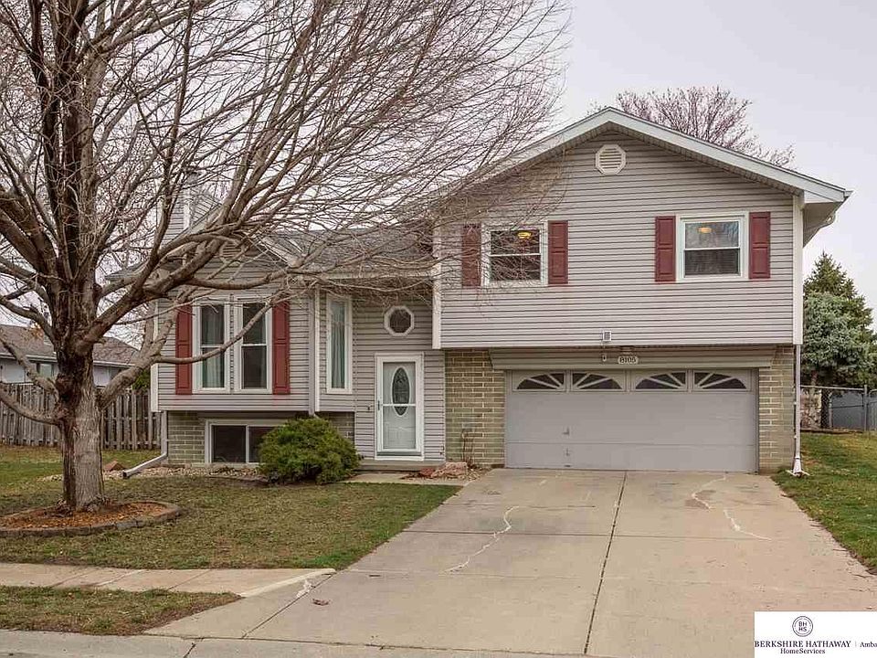 1st image of 8105 S 152nd Ave