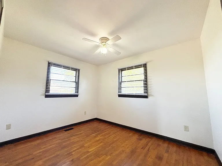 144 Lou Goddard Ln — Photo 7