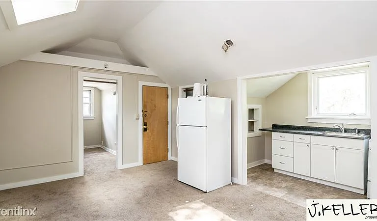 2455 S Main St — Photo 50