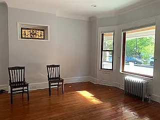 283 E 17th St #1 — Photo 1