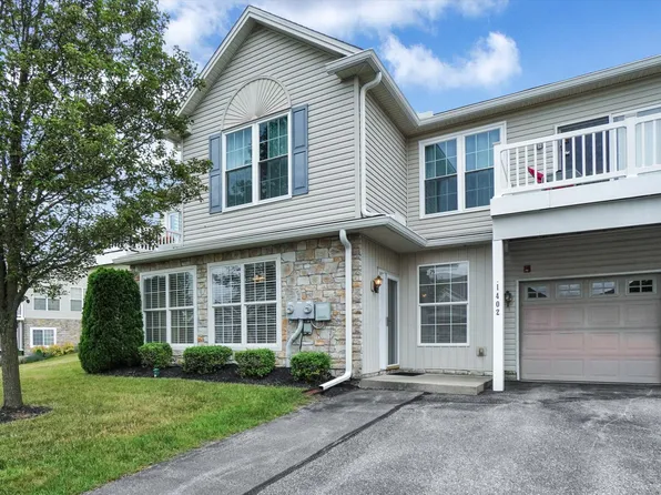 1402 S Marshview Rd, Stewartstown, PA 17363