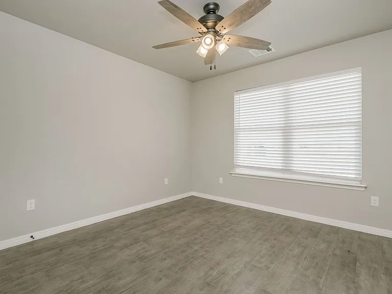 13987 Periwinkle Dr — Photo 2
