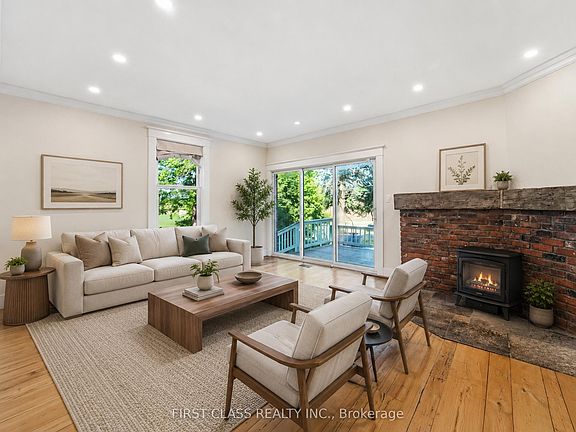 4th image of 424 Concession Rd #8-E