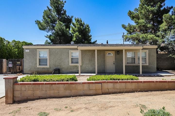 1st image of 1142 W Avenue P14