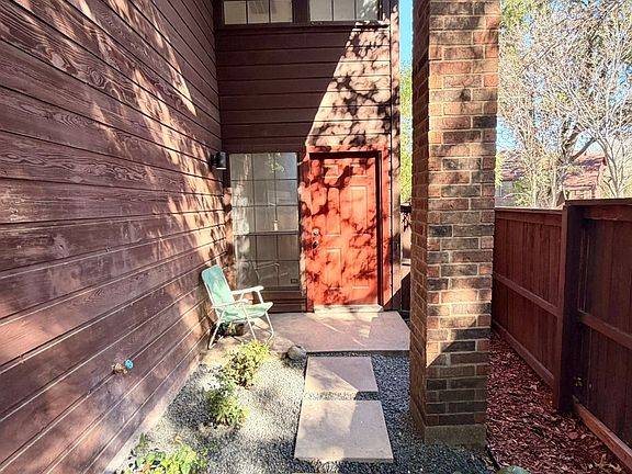 2nd image of 6141 Summer Creek Cir #I