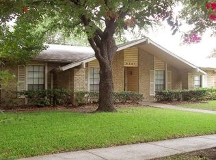 8507 Grumman Dr, Dallas, TX 75228
